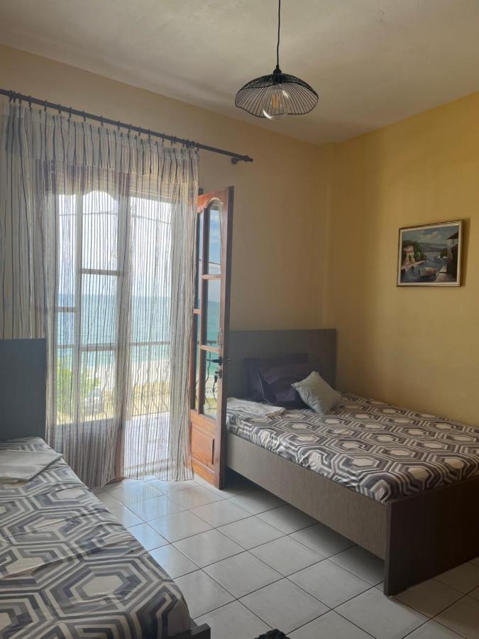Kókkinon Nerón Eleni Antonouli Rooms מראה חיצוני תמונה