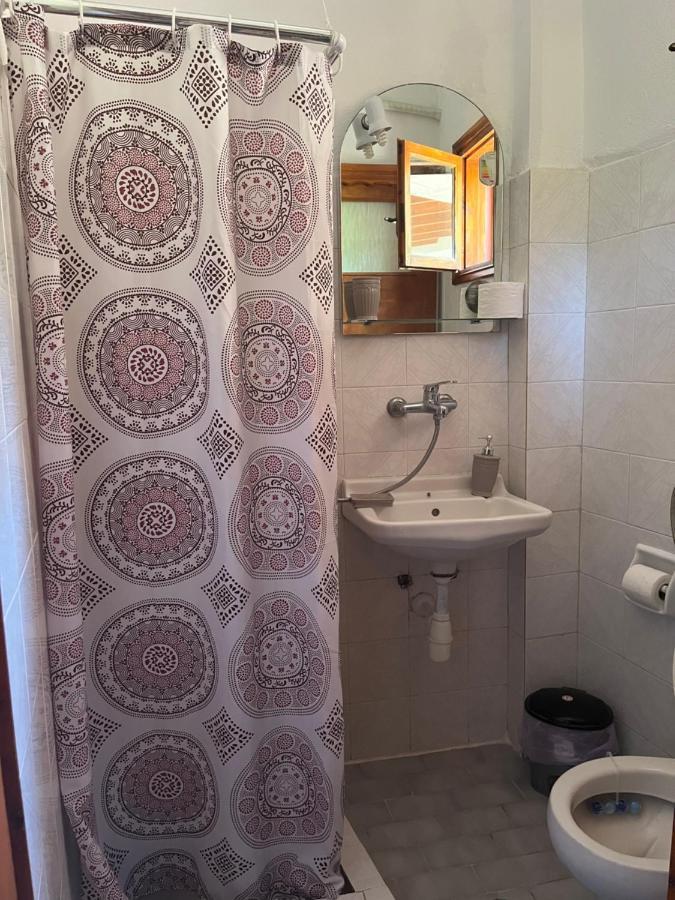 Kókkinon Nerón Eleni Antonouli Rooms מראה חיצוני תמונה