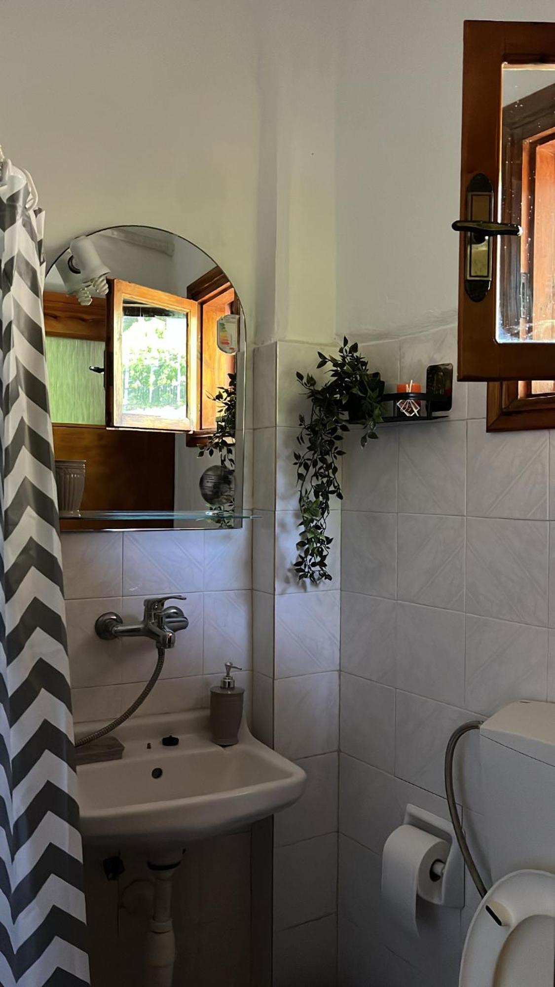 Kókkinon Nerón Eleni Antonouli Rooms מראה חיצוני תמונה