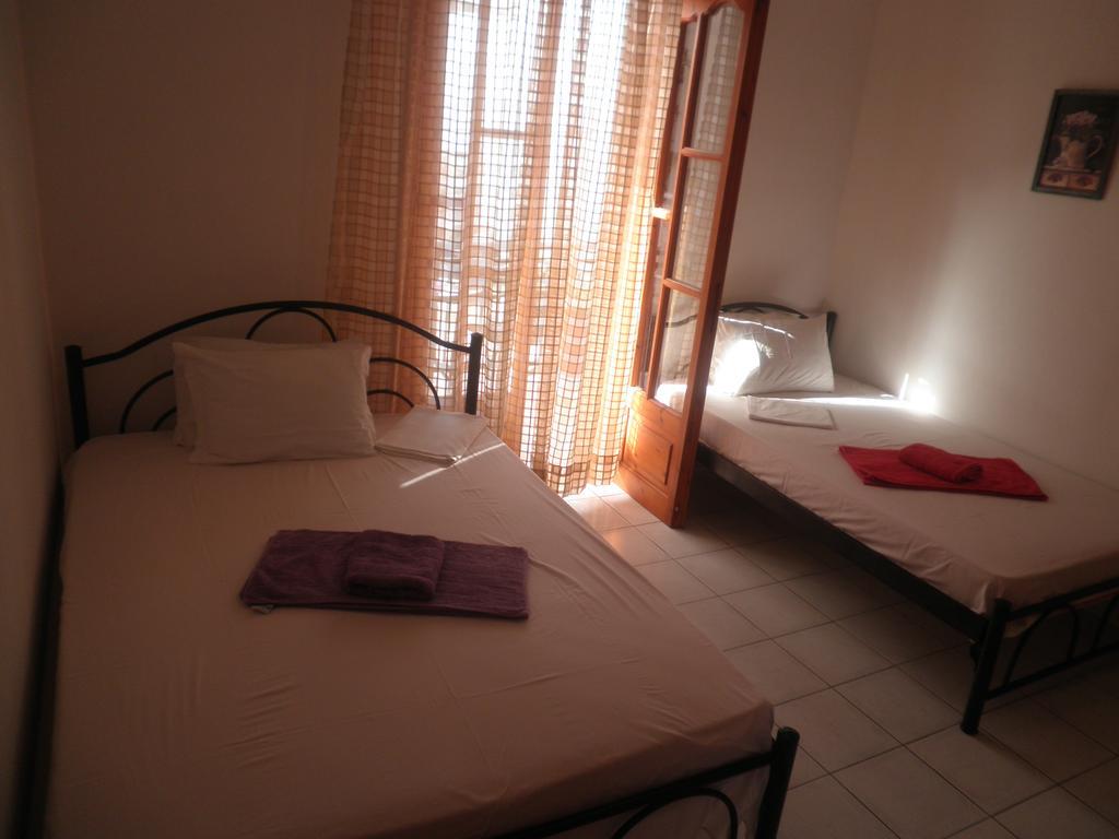 Kókkinon Nerón Eleni Antonouli Rooms מראה חיצוני תמונה